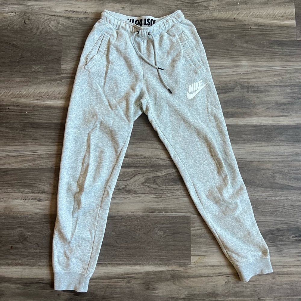 Nike Heathergrey Women’s Jogger Pants XS
